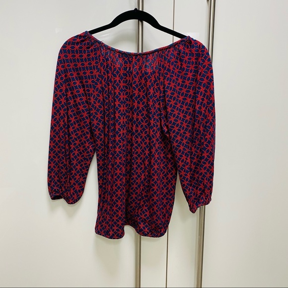 Michael Kors Blouse 3/4 sleeve top red and blue. 100% polyester. Size Petite. - Picture 5 of 6
